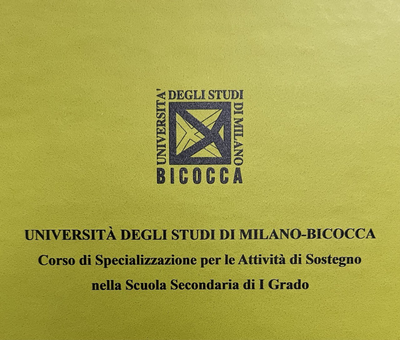 tesi verde pistacchio scritta nera natural skin tesilab stampa tesi milano bicocca